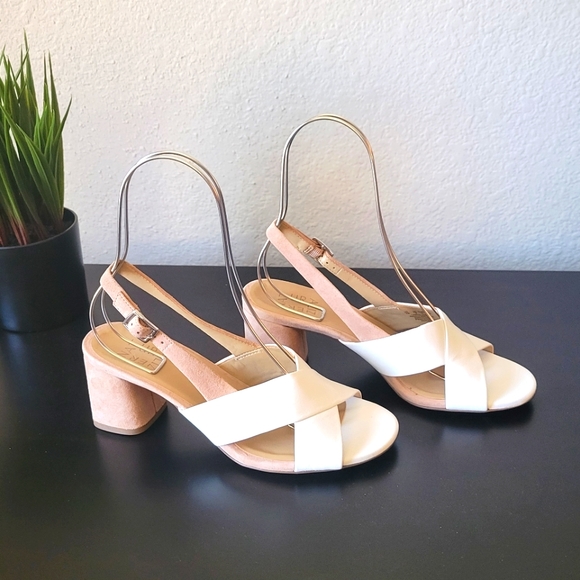 New In Original Box Naturalizer white and nude sandals Size 7 - Picture 1 of 9